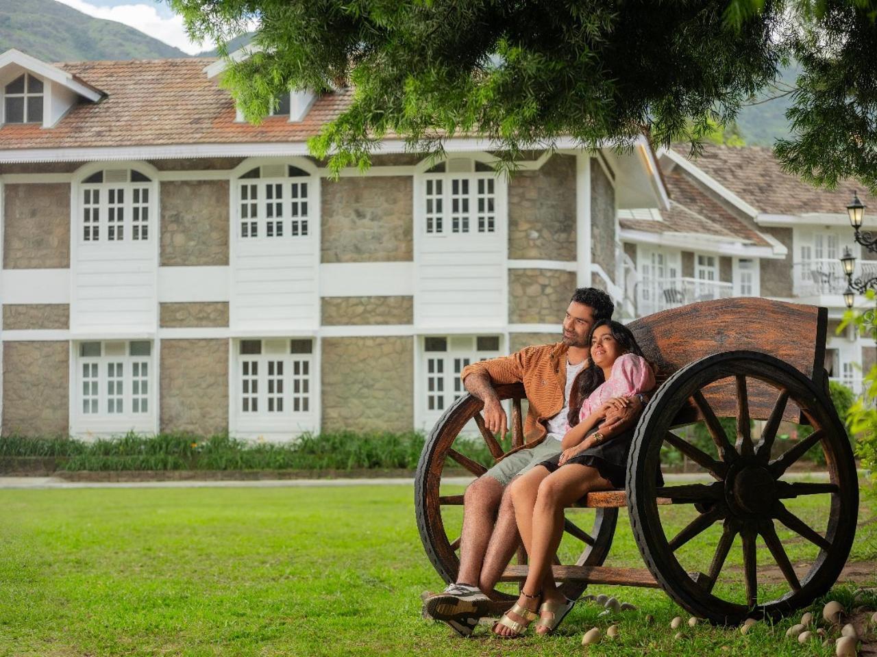 Le Montfort Resort Мунар Екстериор снимка